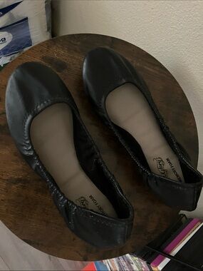 Faded Glory Black Women's Ballet Flats